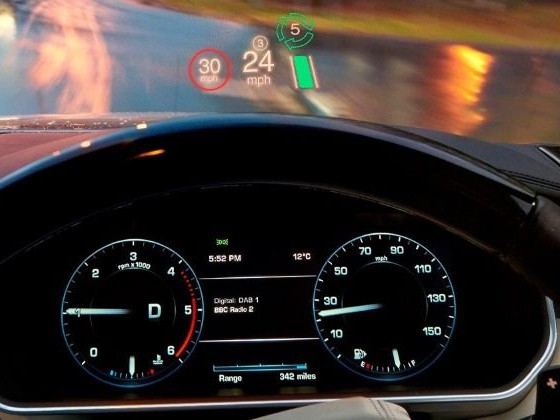 Head Up Display Nedir? Ne İşe Yarar?
